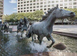 The Right Way to Borrow for College